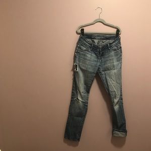 D E L I A ‘ S “Taylor” Jeans